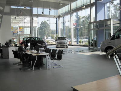 广州首家奔驰商务车4S店即将隆重开业